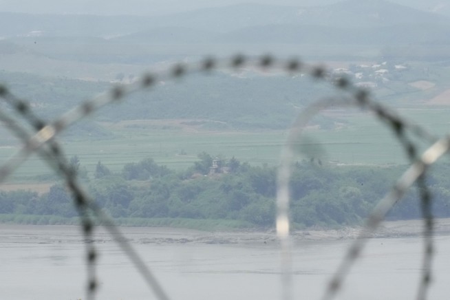 How did North Korean soldiers wander across the world's most heavily guarded border?