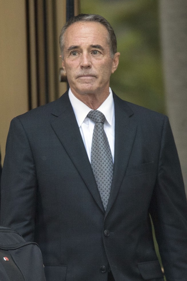 Facing indictment, GOP Rep. Chris Collins stepping down