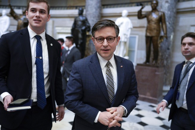 House passes bill to enhance child tax credit, revive key tax breaks for businesses