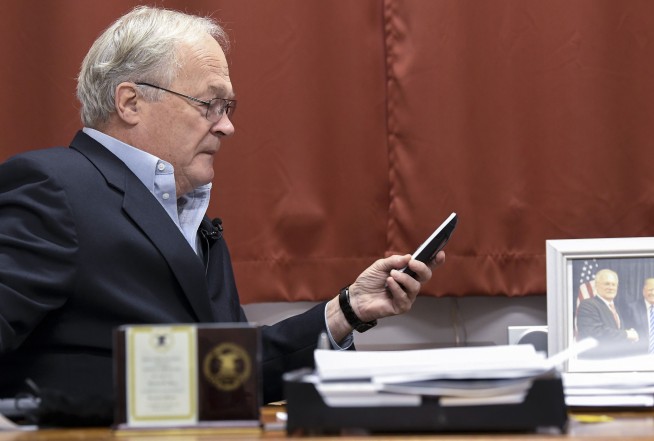 High court seems ready to strike down New York gun law