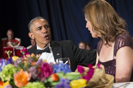 Obama turns 2016 hopefuls into comic fodder for media dinner
