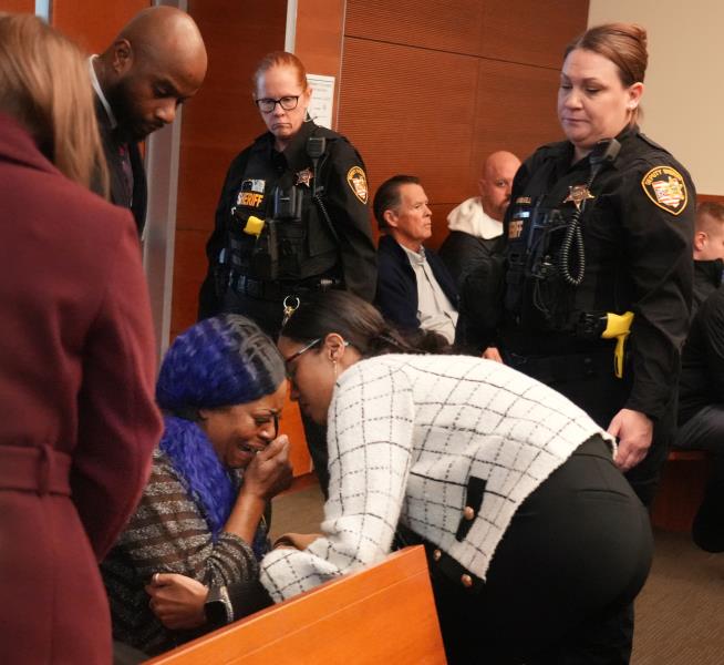 Officer acquitted in death of Ta'Kiya Young, a pregnant Black mother accused of shoplifting