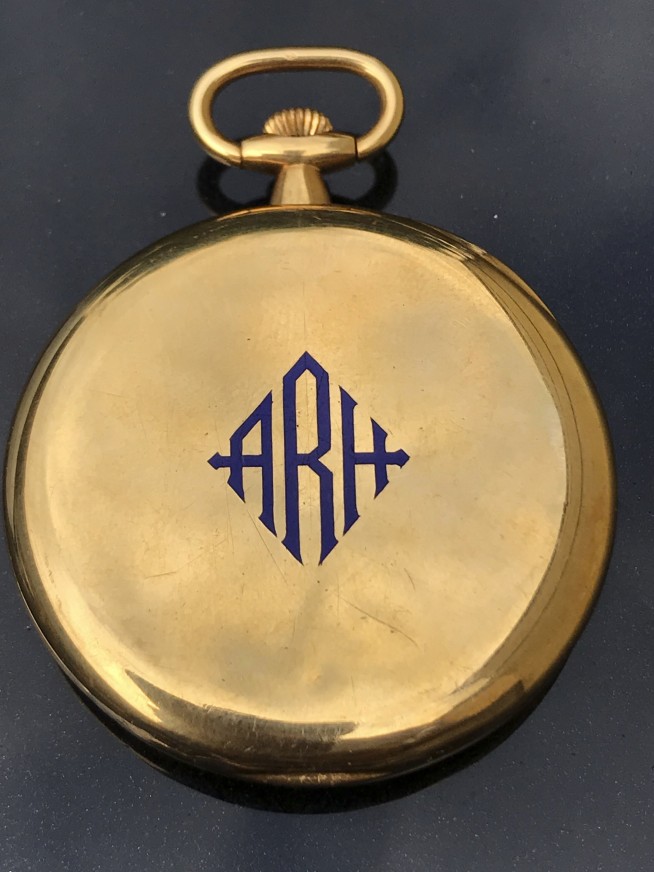 A gold pocket watch given to the captain who rescued Titanic survivors sells for a record price
