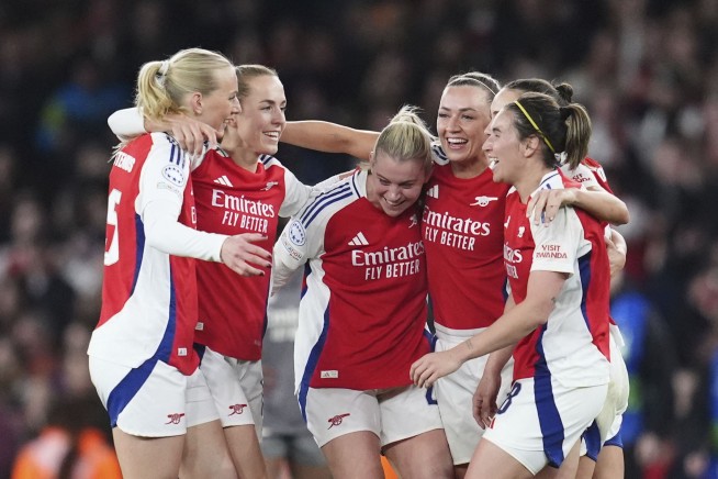 Lyon needs Renard and Hegerberg to shine against Arsenal in women's CL semis, Barca faces Chelsea