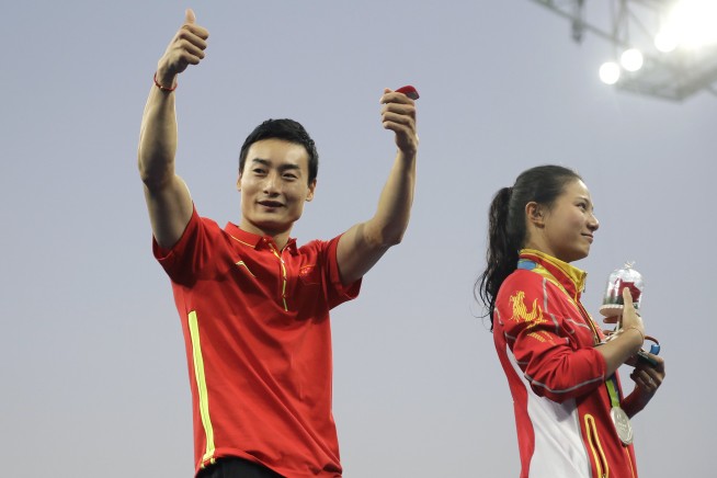 Silver medal and an engagement ring for Chinese diver