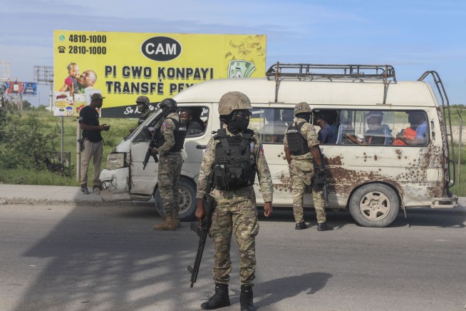 US prohibits airlines from flying to Haiti and UN suspends flights after planes were shot by gangs