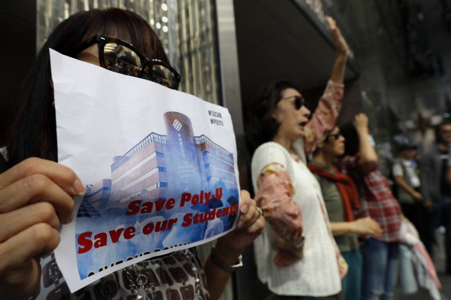 Trump signs bills in support of Hong Kong protesters