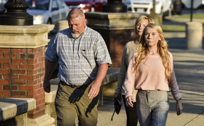 Young Ohio mother acquitted of killing newborn