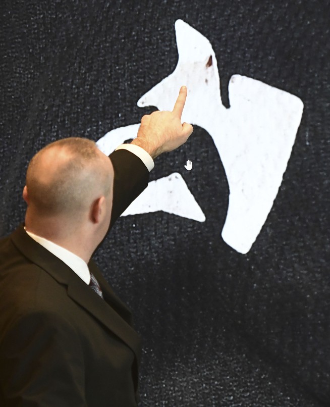 'Gone Mom' prosecutors show shirt, bra, zip ties they say link defendant to woman's disappearance