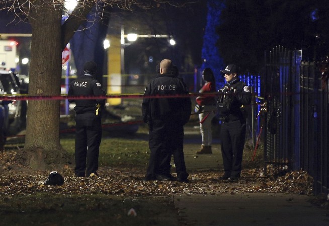 13 wounded in shooting at Chicago memorial for slain person