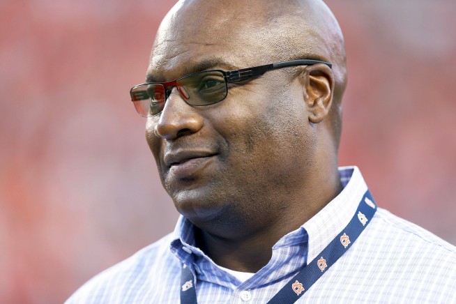 Touched by Uvalde, Bo Jackson donated to pay for funerals