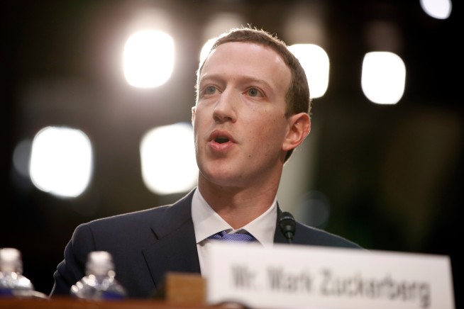 Zuckerberg pledges to 'keep building' in no-apology address