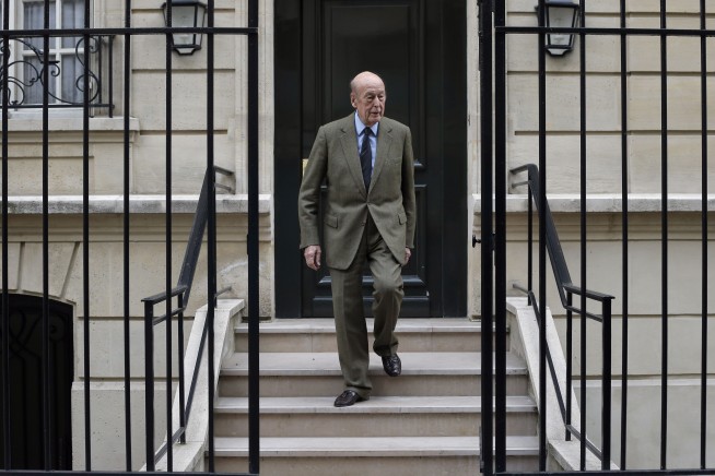 Ex-French leader Valery Giscard d'Estaing dies at age 94
