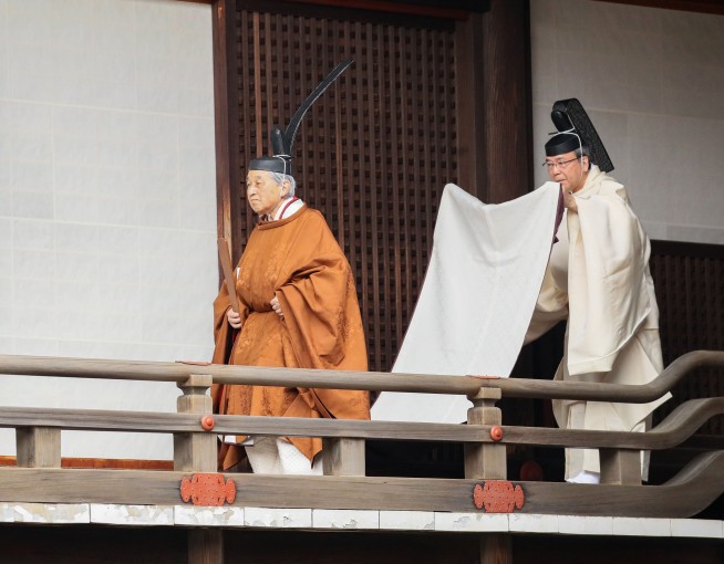 Emperor announces abdication as Japan marks end of era