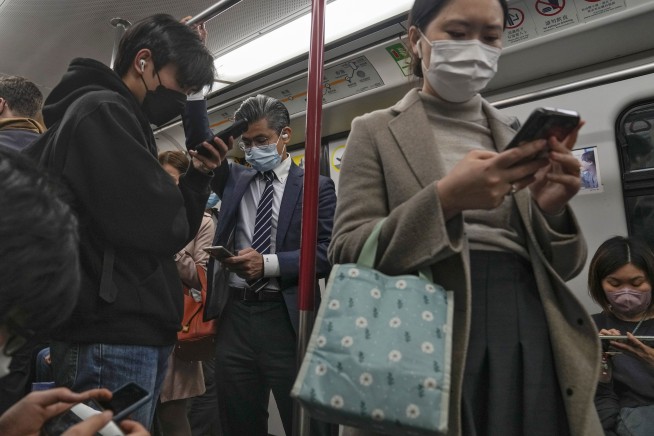 Hong Kong to lift COVID-19 mask mandate on Wednesday
