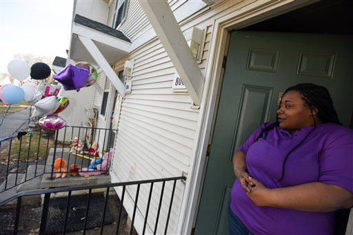 Filing: Teen says mom killed her siblings found in freezer