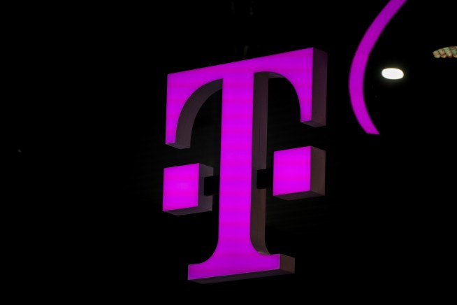 T-Mobile to buy almost all of U.S Cellular in deal worth $4.4 billion with debt
