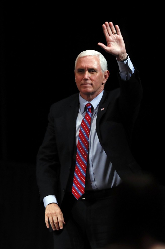 Pence spends weekend at home after exposure to infected aide