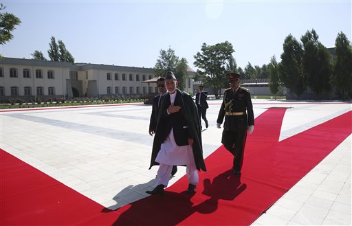 Outgoing Karzai says Afghans need new president