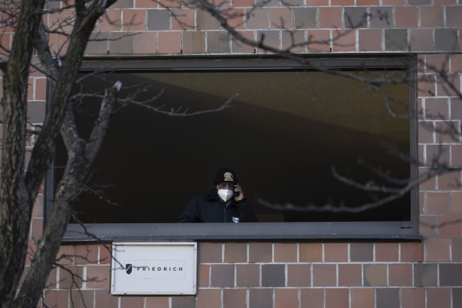 Doctors race to save lives after NYC fire that killed 17