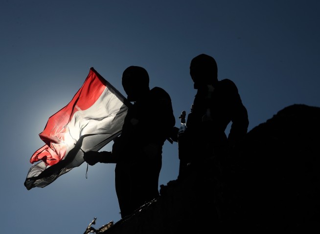 Nighttime rocket attack on US Embassy in Baghdad injured 1