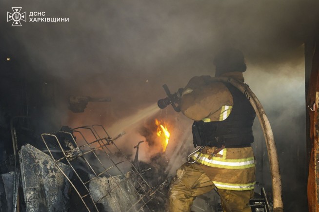 Russia attacks Ukraine's energy supplies as US cuts its access to satellite images