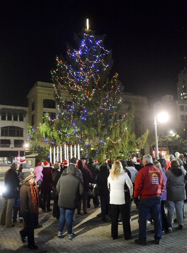 City's 'Ugly' Xmas Tree Sparks Outcry