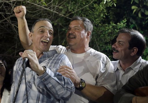 3 Freed Spies Get Heros' Welcome in Cuba