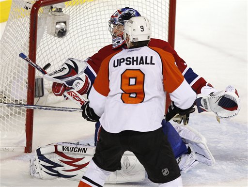 Upshall's Late Goal Lifts Flyers