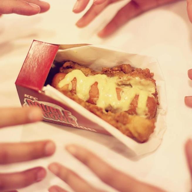 KFC Launches Double Down Dog