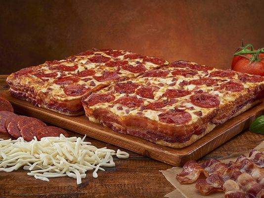 Latest in Bacon Craze: Bacon-Bound Pizza