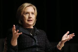 Clinton Used Personal Email at State, Stirring Transparency Ruckus