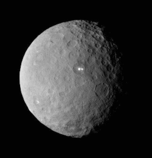 'I Am in Orbit Around Ceres,' Spacecraft Tweets