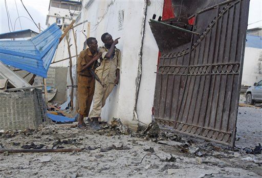 Siege at Somali Hotel Leaves at Least 17 Dead