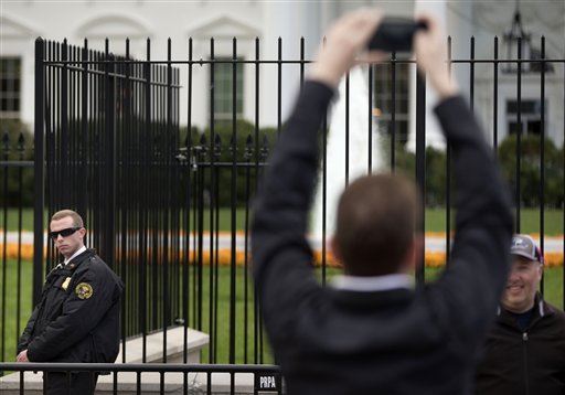 White House Needs New Fence, But It's Not Easy