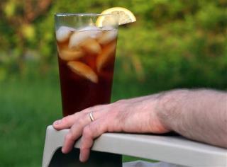 Behind Man's Kidney Failure: Excess of Iced Tea