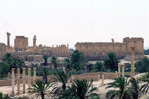 ISIS Takes Ancient City, Putting Ruins at Risk