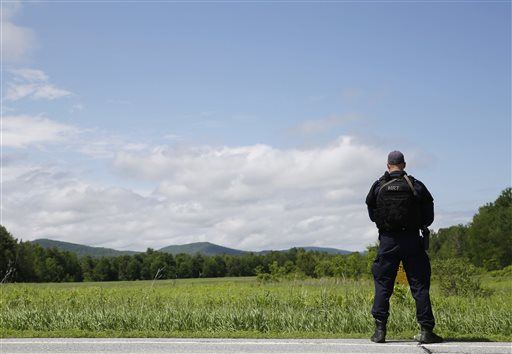 Hunt for Prison Escapees in NY Town a Dead End