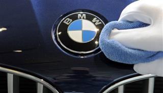 Mom Didn't Want BMW Windows Smashed to Save Son: Reports