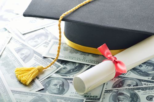 One Public College Really Racks Up Grad-Student Debt