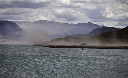 Lake Mead Gives Up Its Ghosts as Drought Worsens