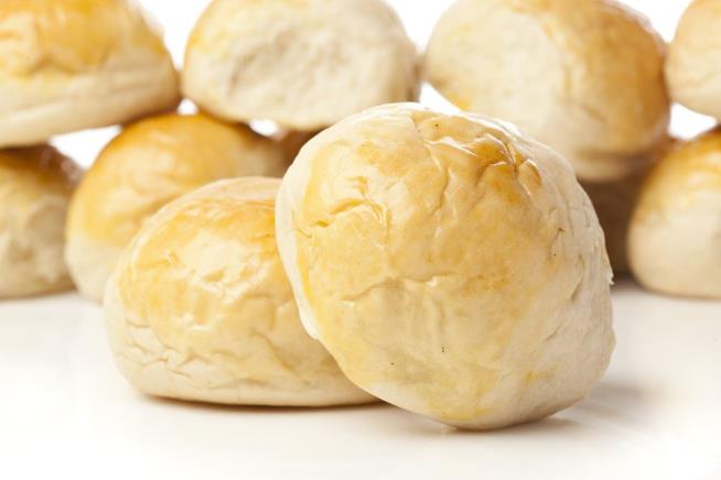 Restaurant Whose Thing Is 'Flying Rolls' Is Sued Over Them