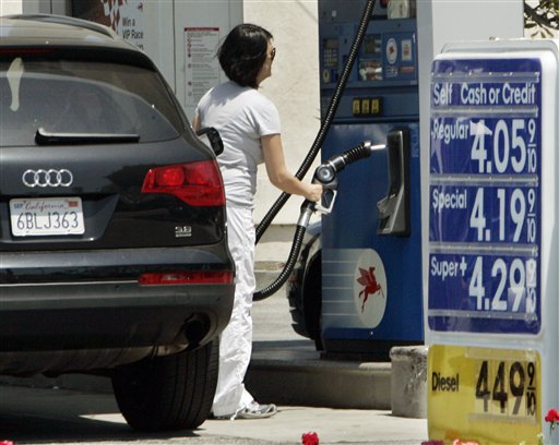 Old-School Pumps Can't Register New Gas Prices