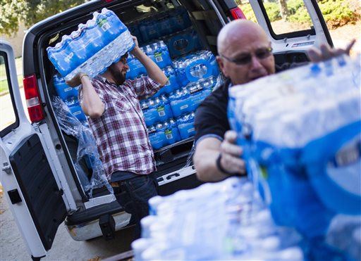 Water in Flint, Michigan, Looks 'Like Urine,' and Worse