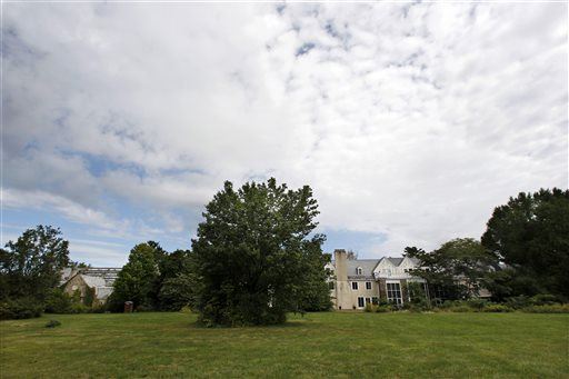 Doris Duke's Derelict Mansion to Meet Its End
