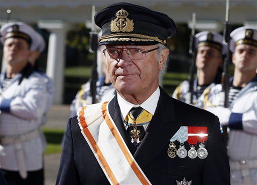 The King of Sweden Doesn't Want You to Bathe