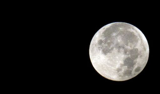 Something Special Will Happen to the Moon on Christmas Day