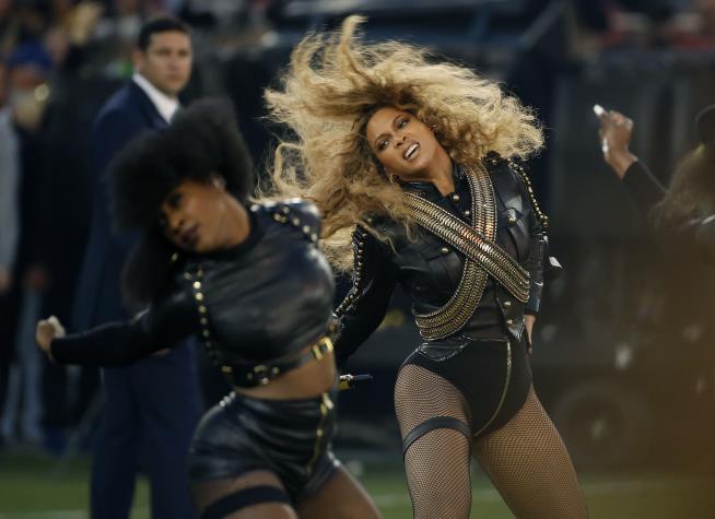 Beyonce Spent Super Bowl Weekend in Airbnb Rental