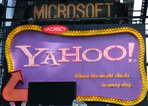 Microsoft Aims for Yahoo's Search Ad Biz