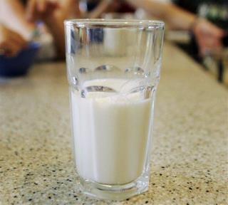 Lawmaker Insists His Raw Milk Isn't What Made Colleagues Sick